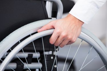 Accès aux handicapés : allongement des délais