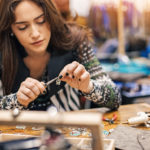 Entreprendre dans l’artisanat : faire de sa passion son métier